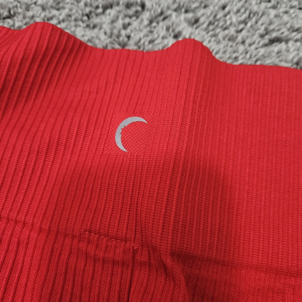 ZYIA Active Red Ribbed Top - Picture 3 of 5